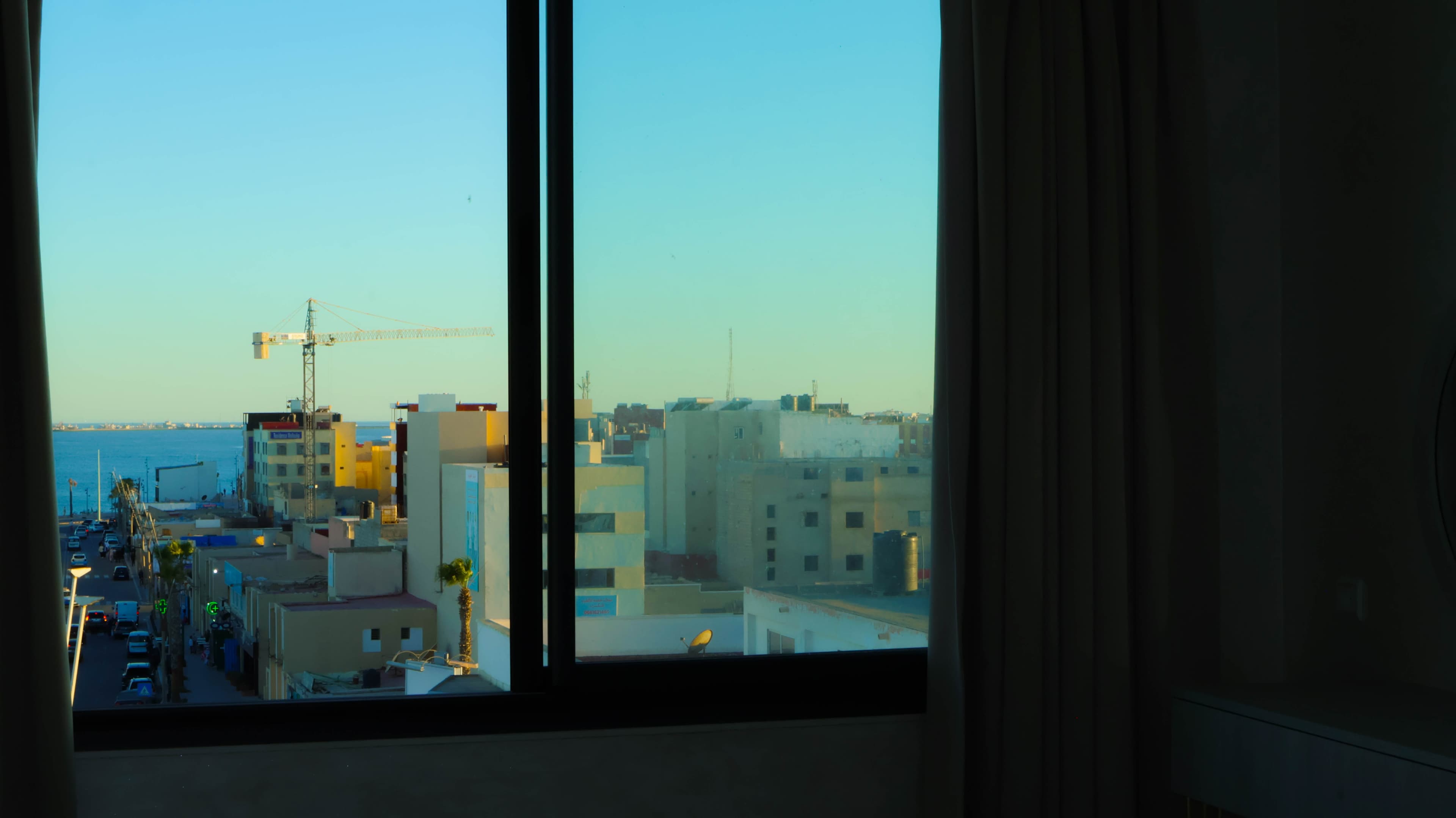 Appartement 6 — vue panoramique sur Dakhla depuis le 4e étage